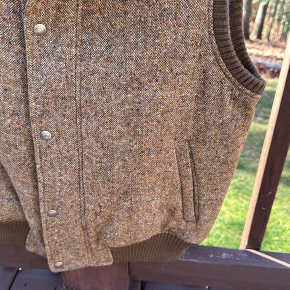 Hickey Freeman Virgin Wool Tweed Style Vest - Picture 3 of 10